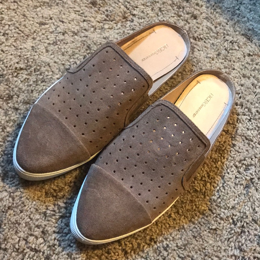Sneaker Mules